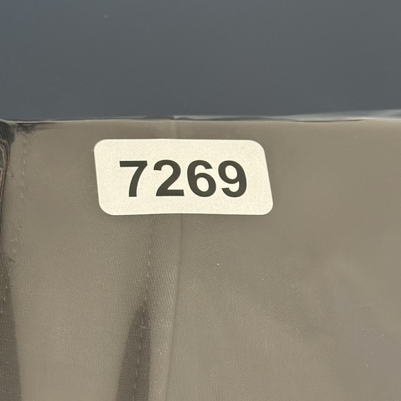 Theory Stretch Slim Leg Cropped Pant Women's 6 Black Inseam 26" EUC - Picture 9 of 10